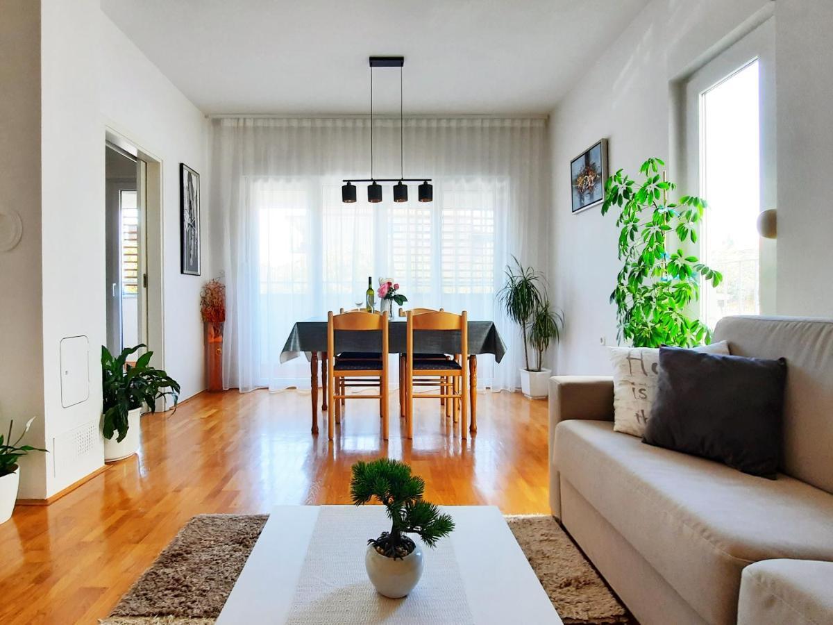 Apartment Violetta-Punta Умаг Экстерьер фото